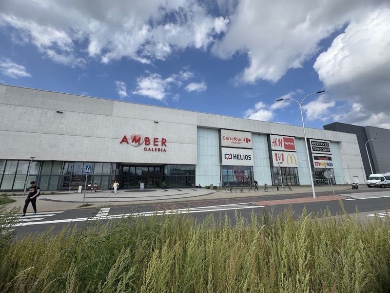Galeria Amber, торговий центр біля вокзалу Каліш