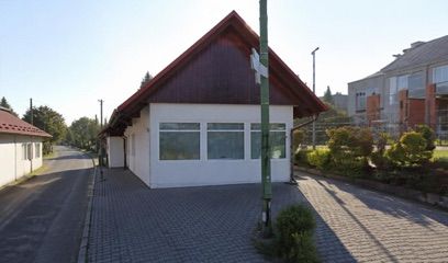Apteka, sklep przy dworcu Kalwaria Zebrzydowska