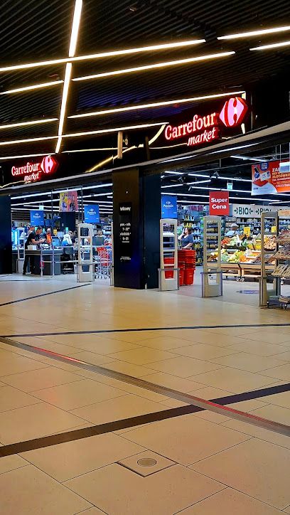 Carrefour Market, магазин біля вокзалу Катовіце