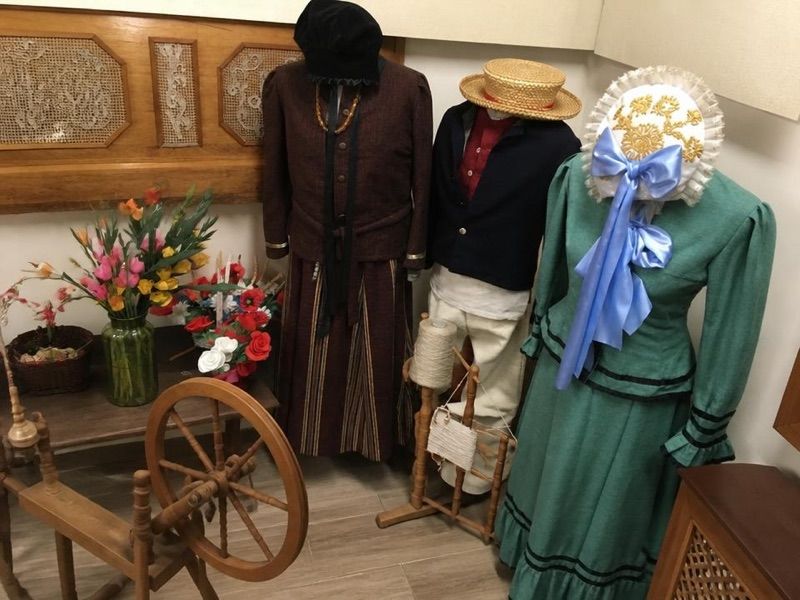 Galeria Stowarzyszenie Kulturalne "Konik Mazurski", atrakcja w pobliżu dworca Kętrzyn