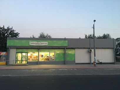 Delikatesy Centrum, магазин біля вокзалу Dworzec PKP