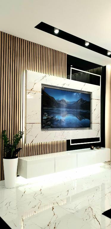 VIP Room 2+2, житло біля вокзалу Конін