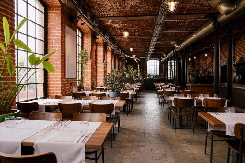 Bawełna - Restauracja Manufaktura, okolice dworca Łodź Fabryczna
