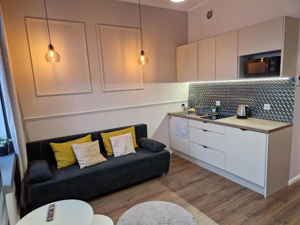Polonia Apartments, житло біля вокзалу Лодзь Фабрична