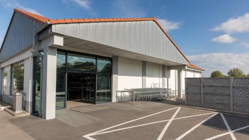 Lidl, sklep przy dworcu Nowe Drezdenko