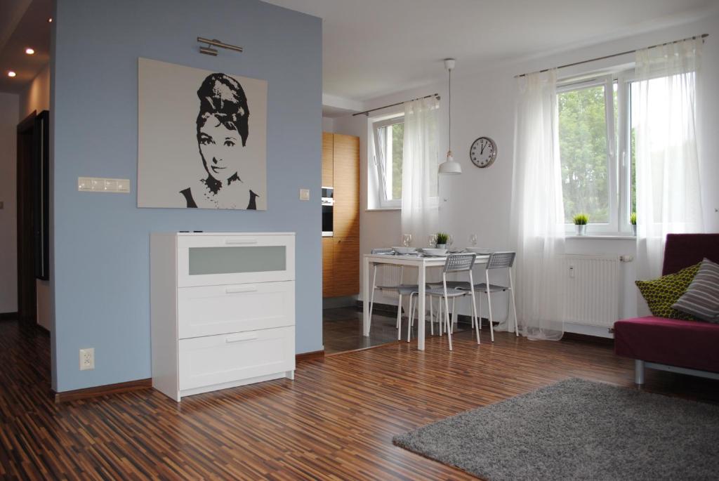 MT Apartments, житло біля вокзалу Новий Томишль