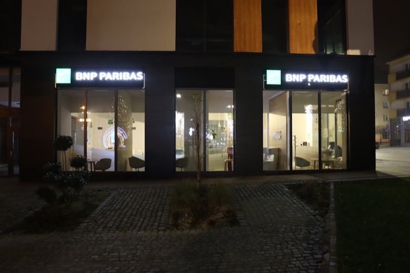 Galeria Nyska, торговий центр біля вокзалу Ниса