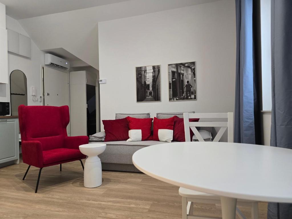 Apartments Orkana Street, житло біля вокзалу Оборнікі Шльонске