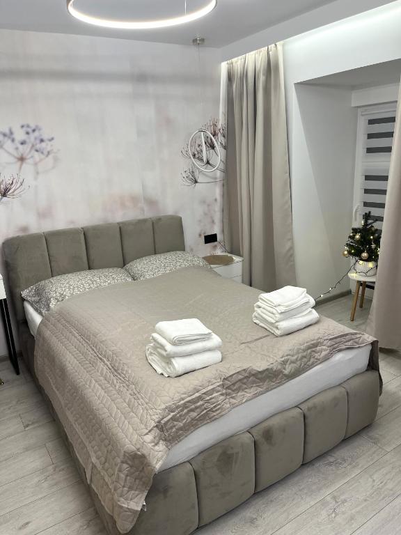 Apartament Bursztynowy, житло біля вокзалу Олесно Шльонске