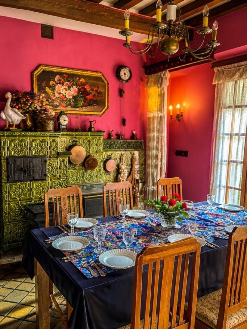 Restauracja z Zielonym Piecem Olsztynek, біля вокзалу Olsztynek