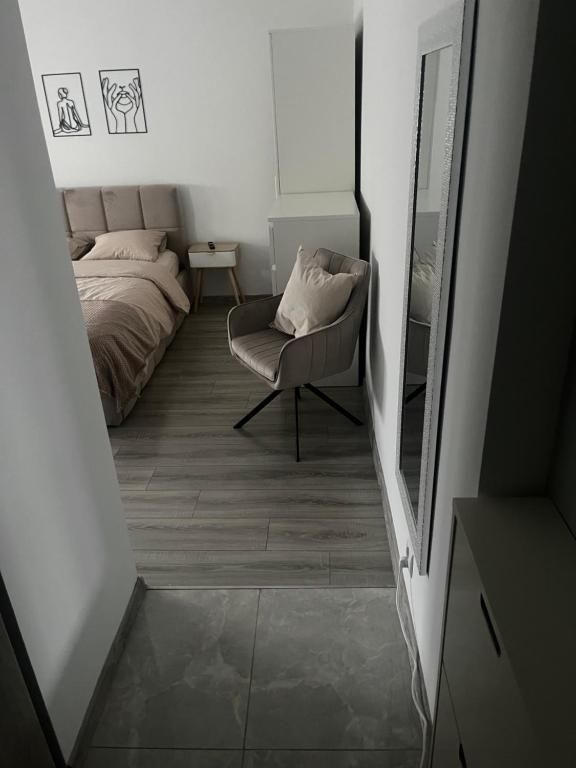 Apartament na Warynskiego, житло біля вокзалу Островець Свентокшиський