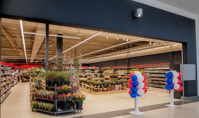 Carrefour, sklep przy dworcu Oświęcim