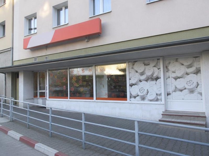 DOZ Apteka Dbam o Zdrowie, sklep przy dworcu Ozimek