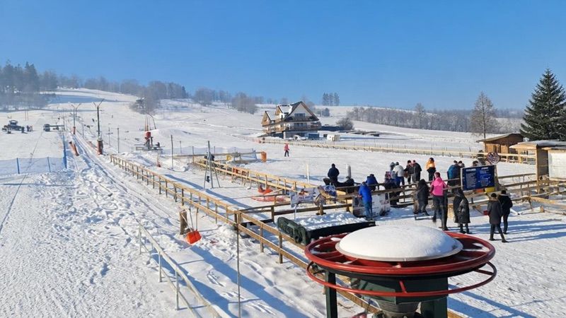 Toko Land s.c. Wyciąg narciarski, atrakcja w pobliżu dworca Poronin