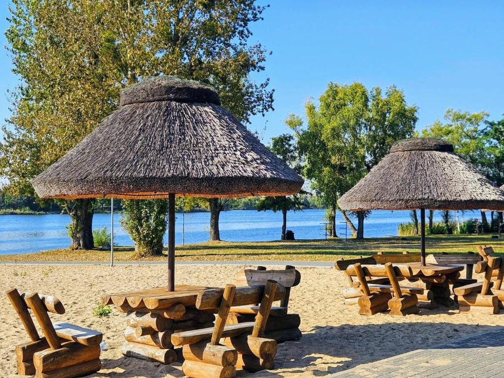 Za Jeziorem, житло біля вокзалу Рогозьно Велькопольське