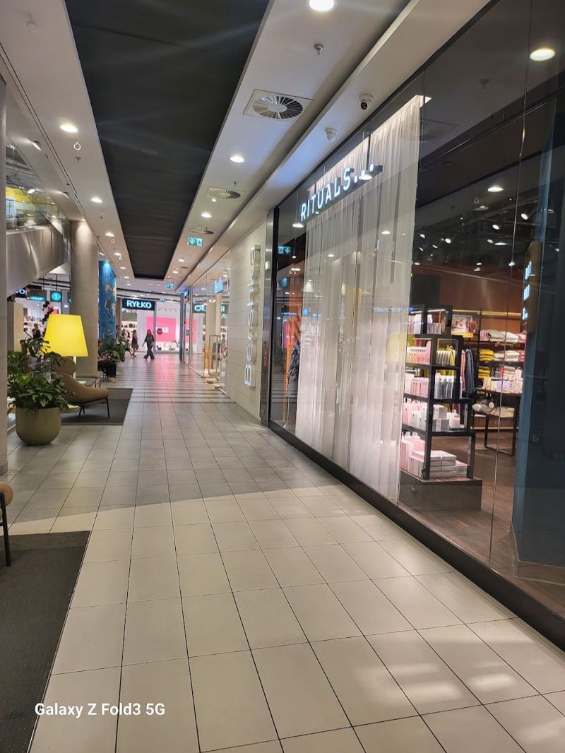 Focus Park Rybnik, торговий центр біля вокзалу Рибнік