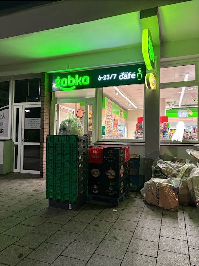 Żabka, магазин біля вокзалу Старогард Гданьський