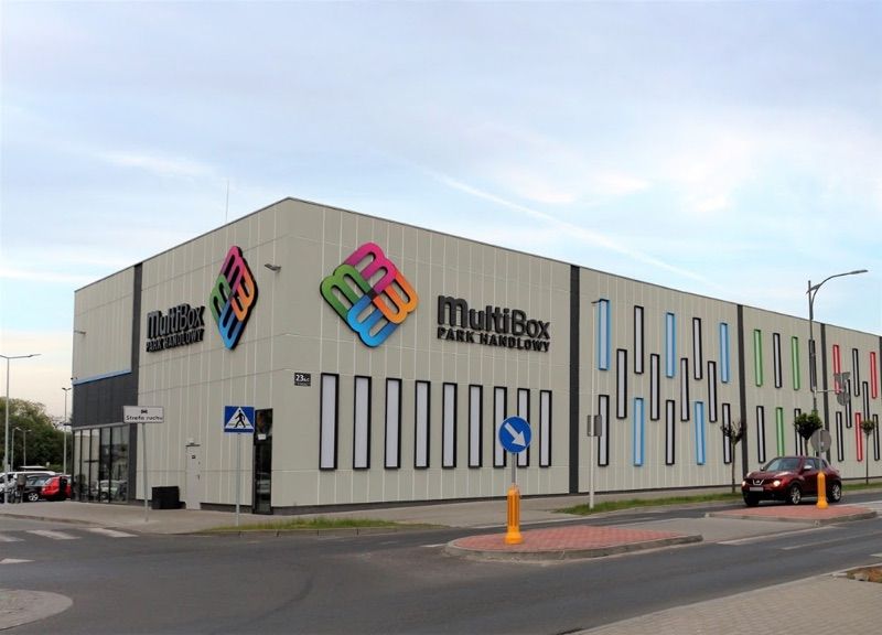Multibox Park Handlowy - Szamotuły, торговий центр біля вокзалу Шамотули