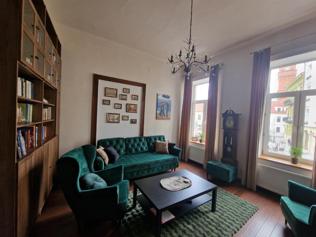 Klimatyczny Apartament w centrum Starego Miasta, житло біля вокзалу Тарнув