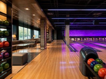 NAVI Bowling Club, atrakcja w pobliżu dworca Tomaszów Mazowiecki