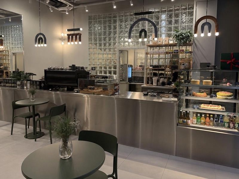Bread House Cafe, okolice dworca Toruń Wschodni
