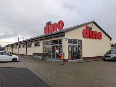 Dino, магазин біля вокзалу Тшцянка