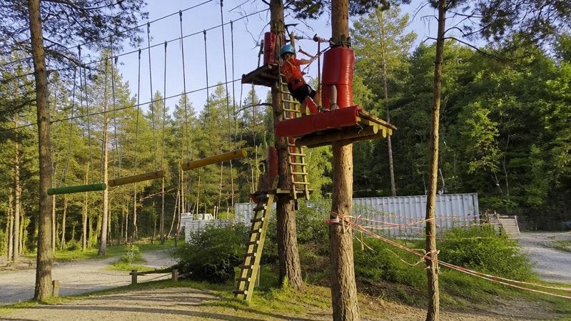 Park linowy Balapark, atrakcja w pobliżu dworca Trzebinia