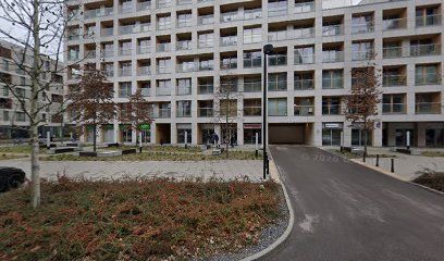 Żabka, магазин біля вокзалу Варшава Глувна