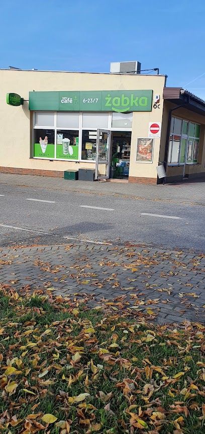Żabka, магазин біля вокзалу Верушув Місто