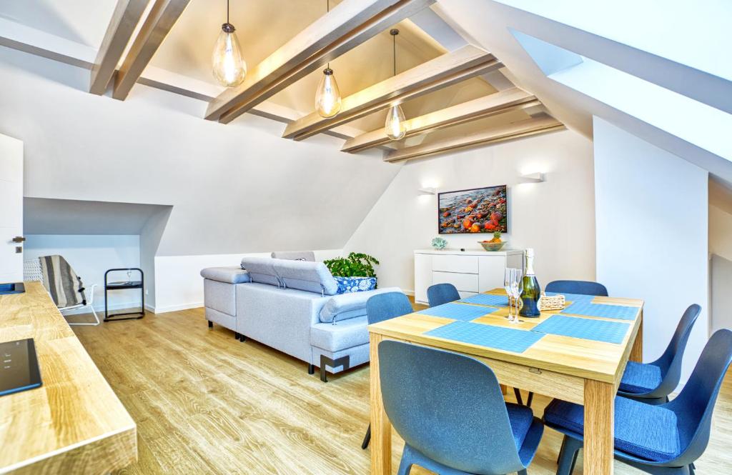 Apartament Biały Domek, житло біля вокзалу Владиславово