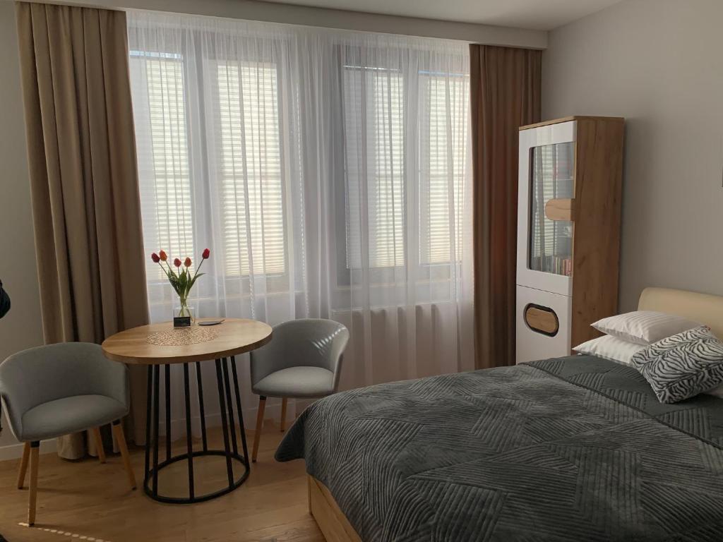 Apartament Perłowy, житло біля вокзалу Замосць